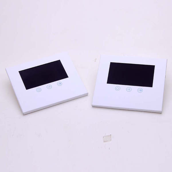 Illustration of how a blank video brochure works
