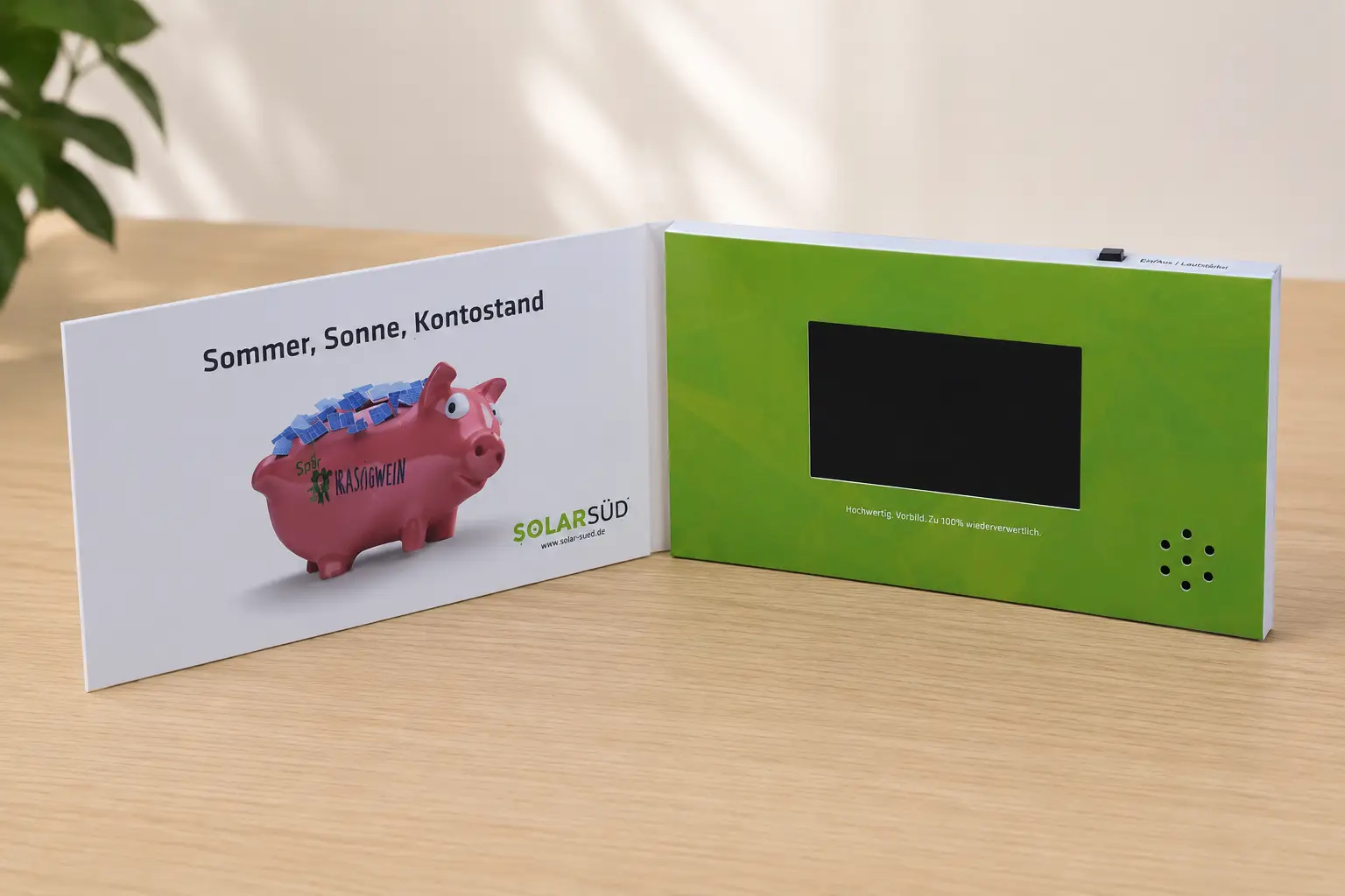 1080p video playback on video brochure